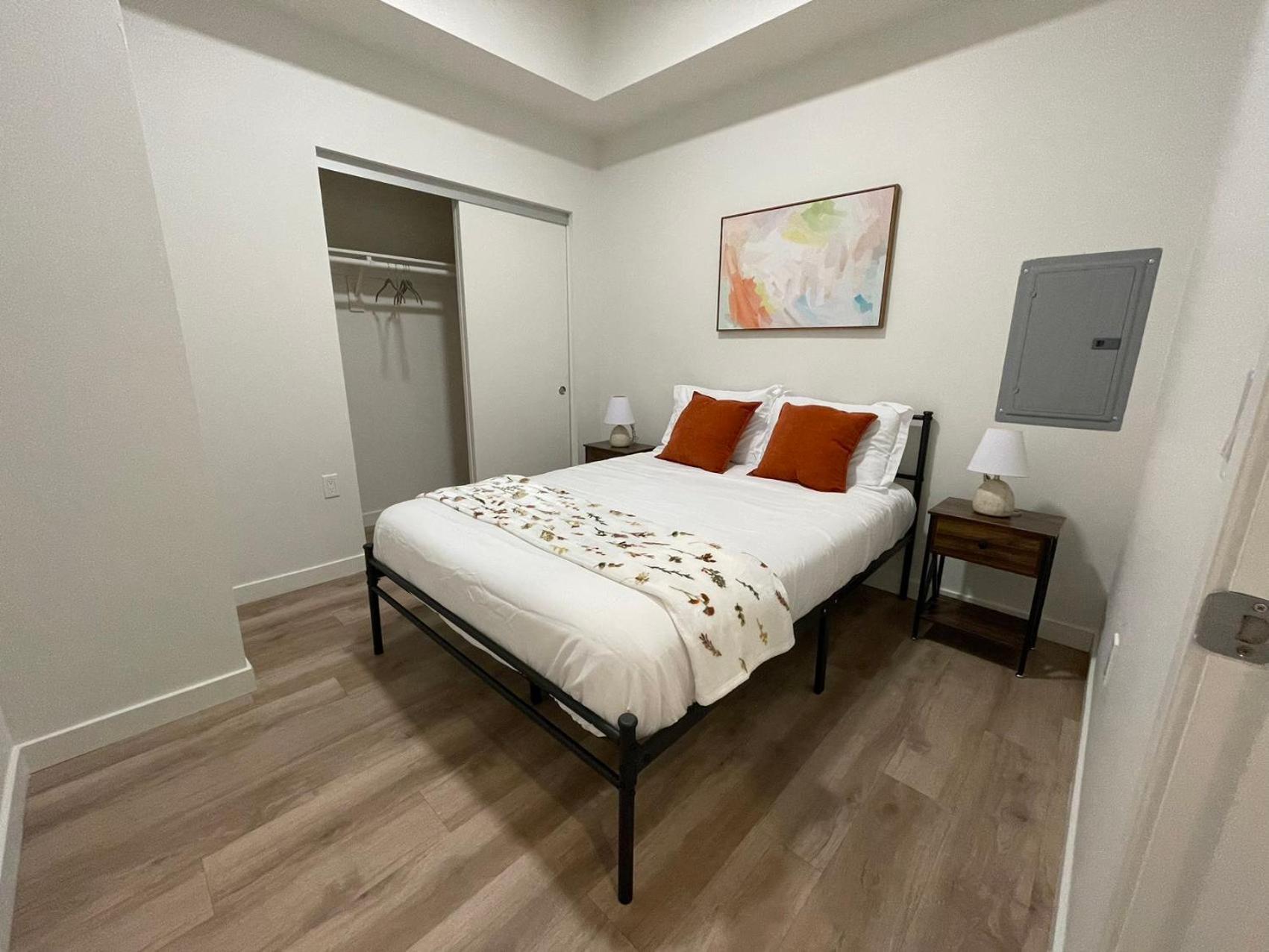 לוס אנג'לס Elegant Retreat In The Heart Of La, Discover Your Lavish Hideaway מראה חיצוני תמונה